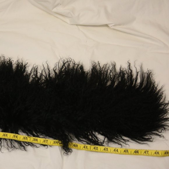 Mongolian Curly Lamb Scarf in Black - Picture 3 of 4